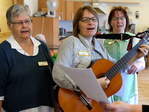 MUSIK GEHÖRT ZUM LEBEN